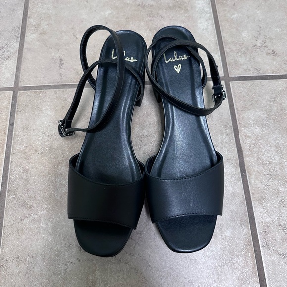 Chunky black heels - Picture 3 of 4